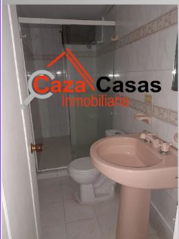 Calle 52B # 80A - 28, Calasanz, 5 Habitaciones Habitaciones, ,3 BathroomsBathrooms,Casa,En Arriendo,3,1097