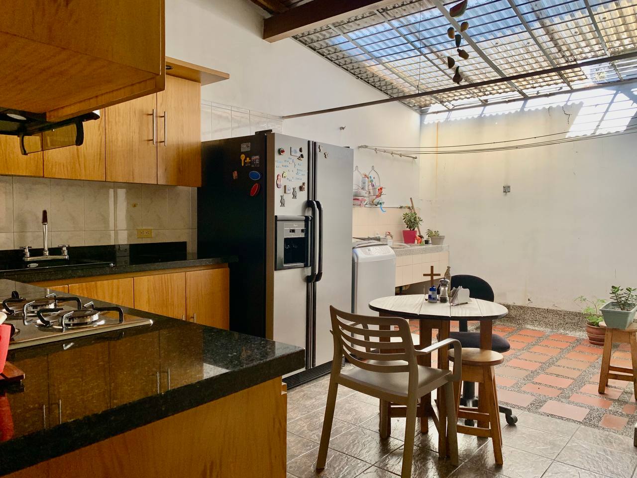 calle 32f # 75 c 105 calle 32f # 75 c 105, laureles, 5 Habitaciones Habitaciones, ,3 BathroomsBathrooms,Casa,En Arriendo,calle 32f # 75 c 105,2,1133