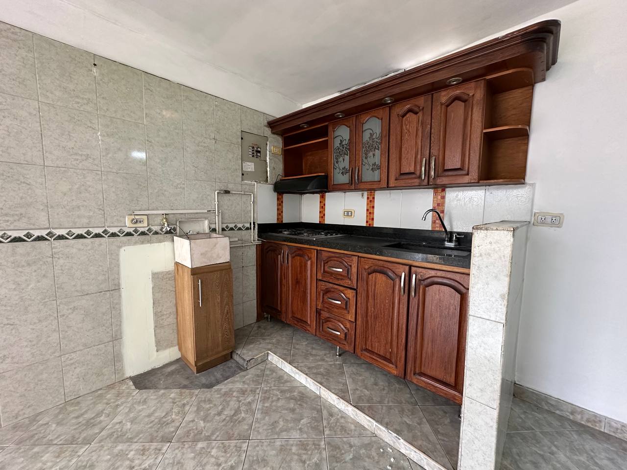 Cra. 39 #47-53, Carrera 39, Bomboná, 051052, 2 Habitaciones Habitaciones, ,1 BañoBathrooms,Apartamento,En Venta,Torres de la giralda 402 ,Carrera 39,1146