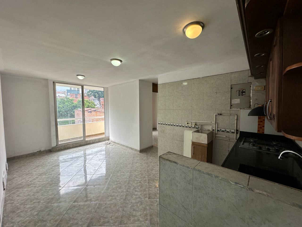 Cra. 39 #47-53, Carrera 39, Bomboná, 051052, 2 Habitaciones Habitaciones, ,1 BañoBathrooms,Apartamento,En Venta,Torres de la giralda 402 ,Carrera 39,1146