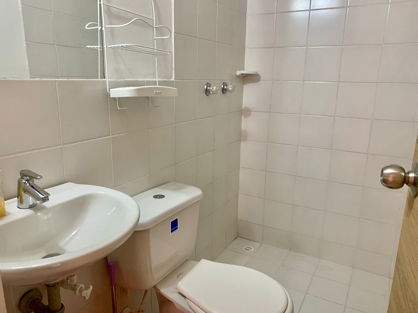 Cl. 55 #67b -160 Cl. 55 #67b -160, Trapiche, 3 Habitaciones Habitaciones, ,1 BañoBathrooms,Apartamento,En Arriendo,Majagua ,Cl. 55 #67b -160,1161
