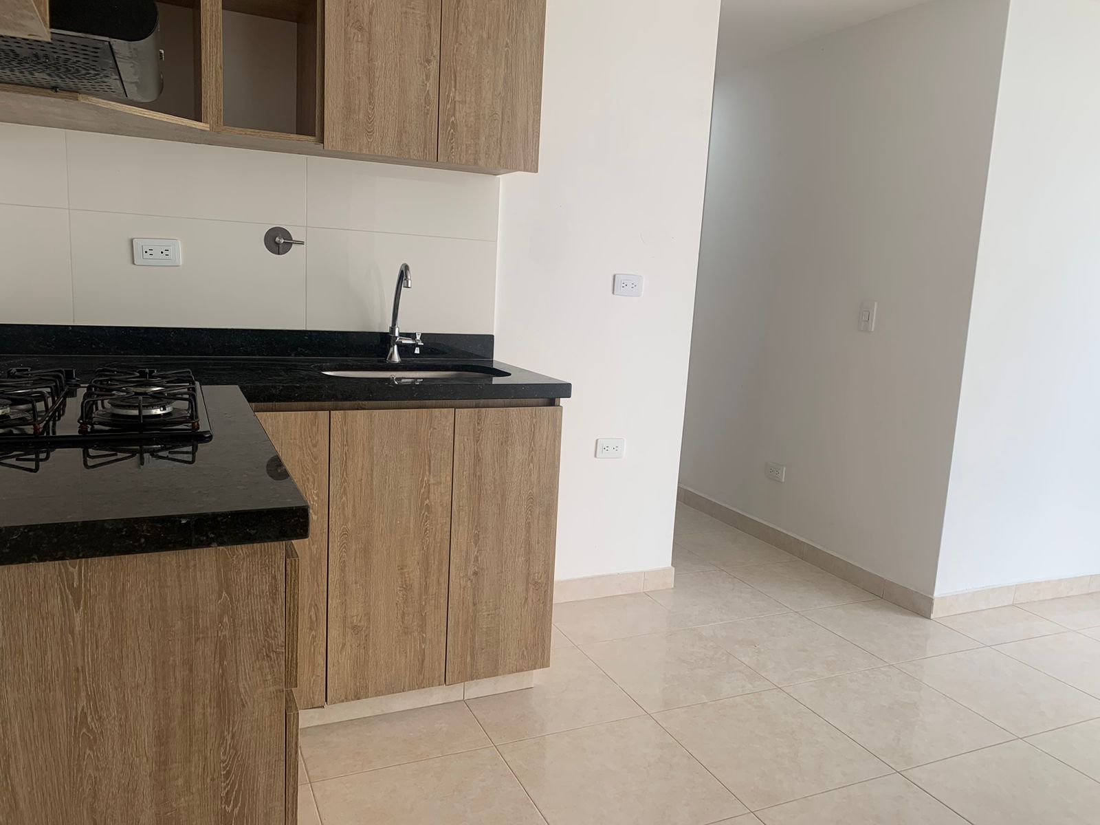 3 Habitaciones Habitaciones, ,2 BathroomsBathrooms,Apartamento,En Arriendo,1165