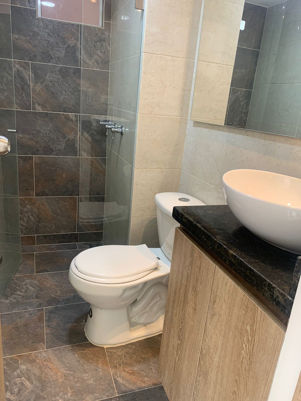 3 Habitaciones Habitaciones, ,2 BathroomsBathrooms,Apartamento,En Arriendo,1165