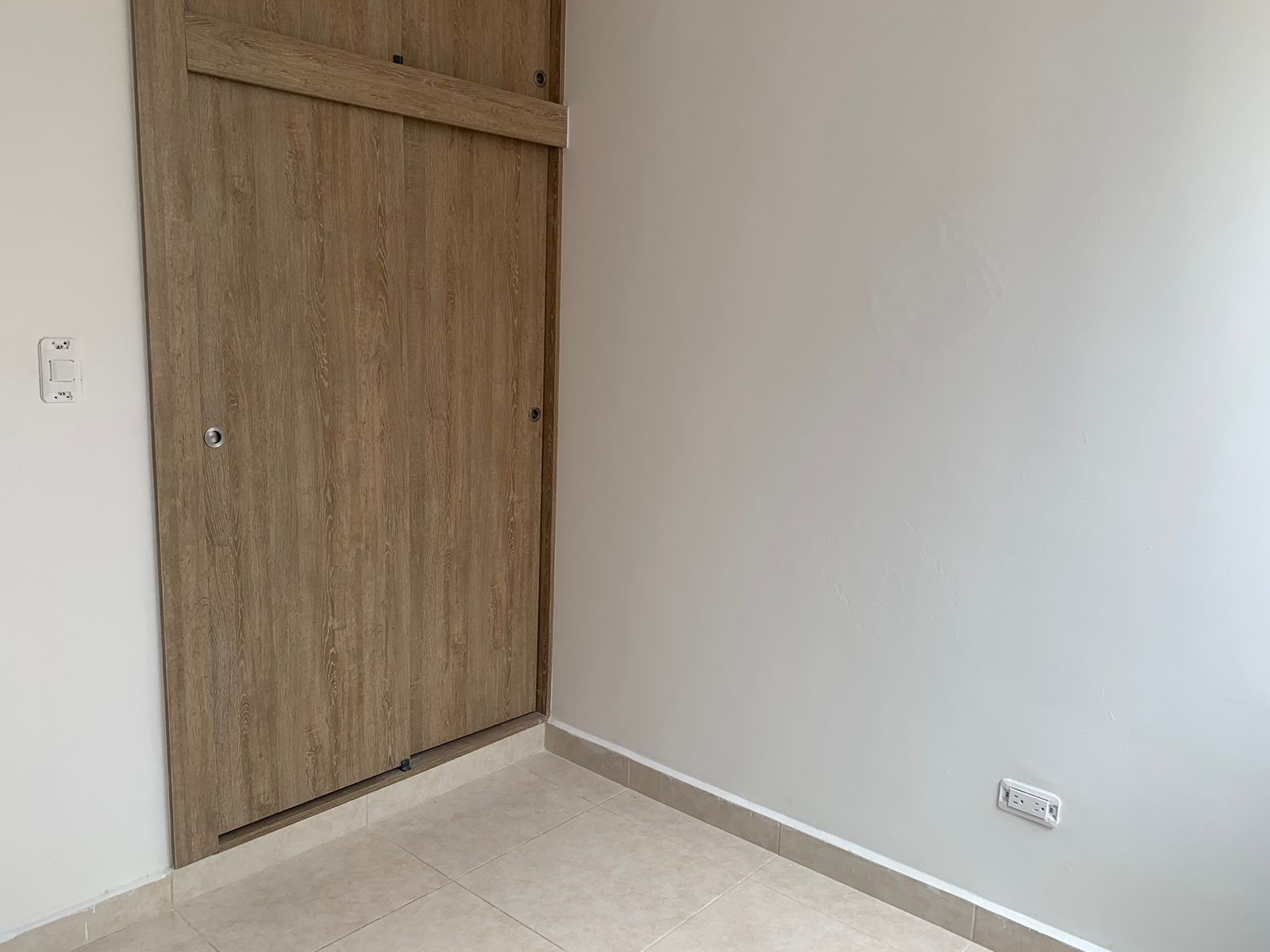 3 Habitaciones Habitaciones, ,2 BathroomsBathrooms,Apartamento,En Arriendo,1165
