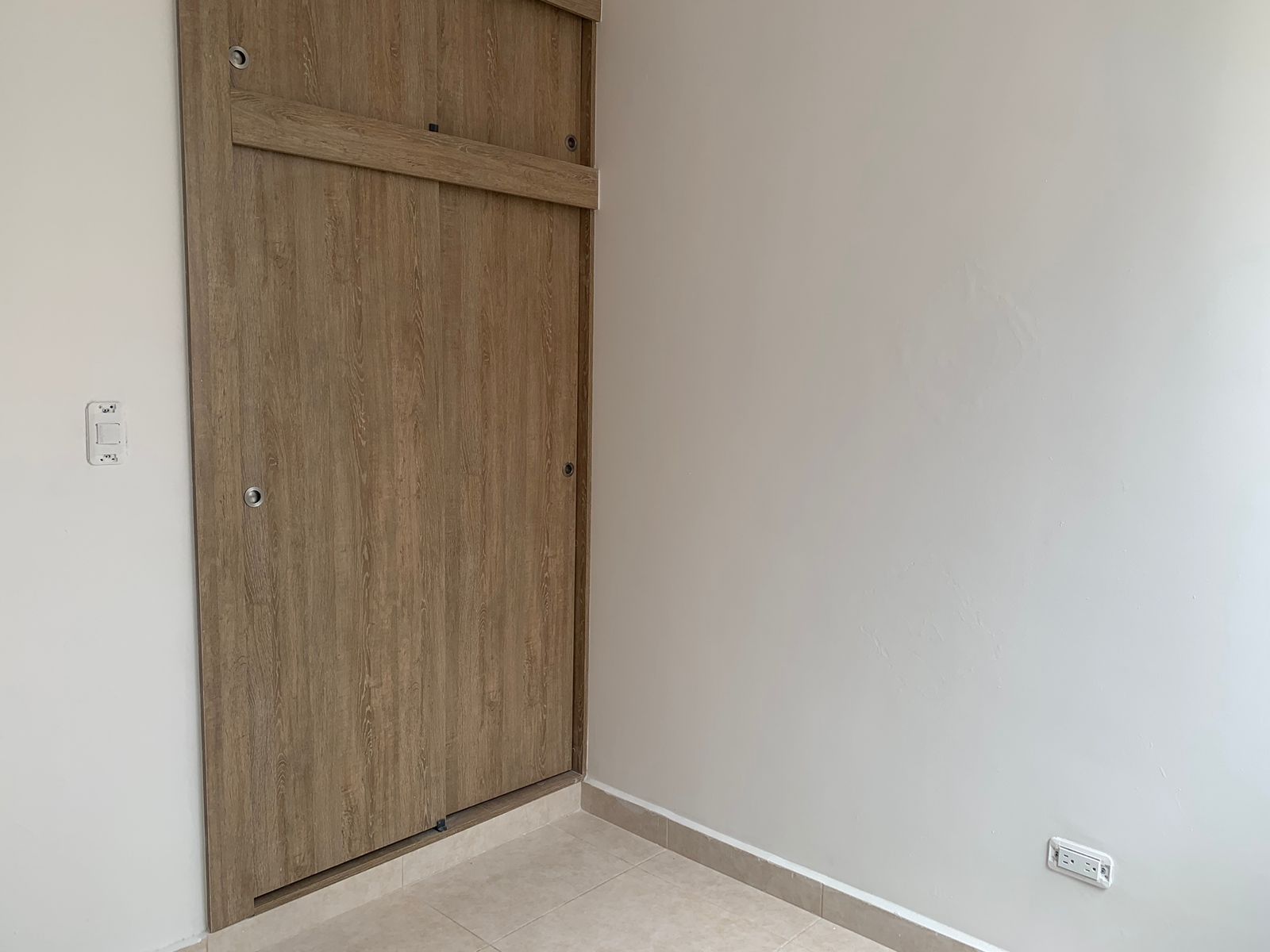3 Habitaciones Habitaciones, ,2 BathroomsBathrooms,Apartamento,En Arriendo,1165