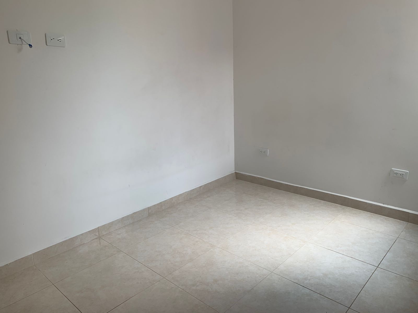 3 Habitaciones Habitaciones, ,2 BathroomsBathrooms,Apartamento,En Arriendo,1165