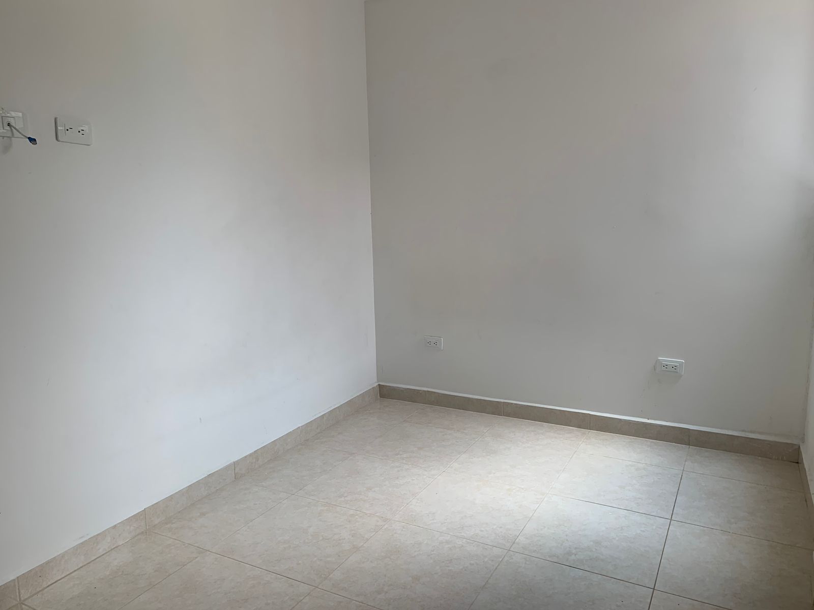 3 Habitaciones Habitaciones, ,2 BathroomsBathrooms,Apartamento,En Arriendo,1165