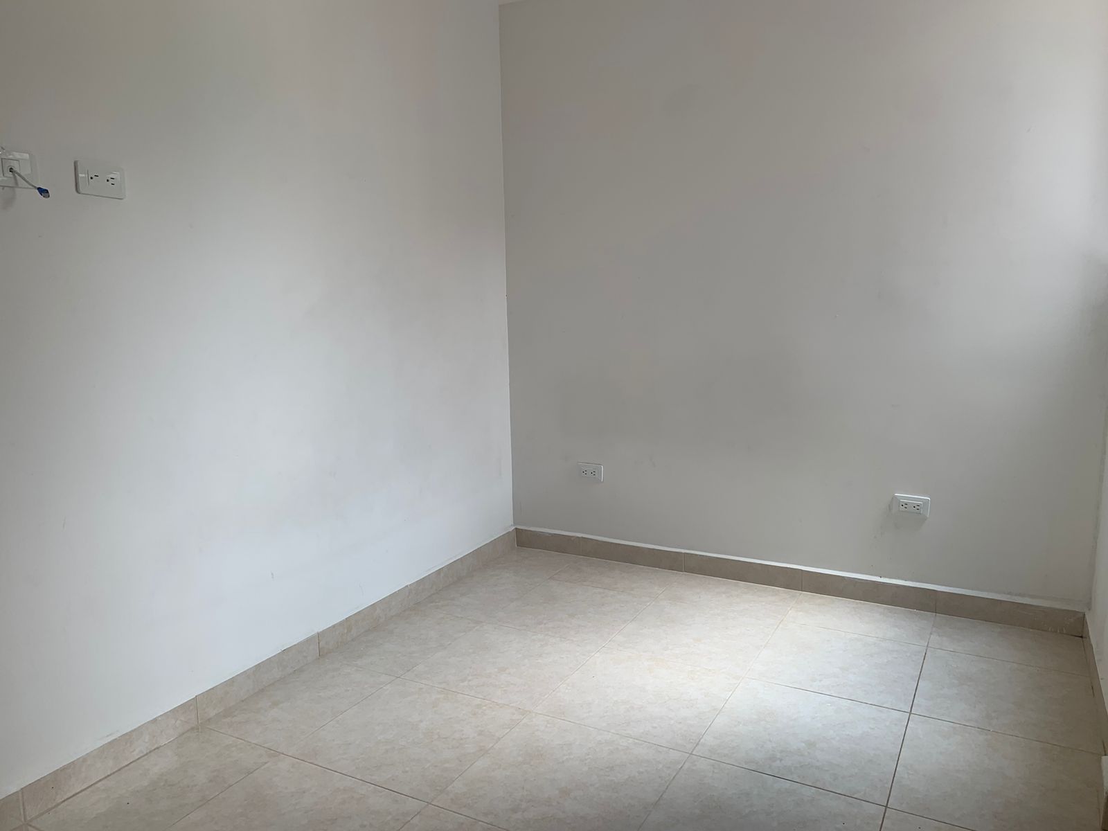 3 Habitaciones Habitaciones, ,2 BathroomsBathrooms,Apartamento,En Arriendo,1165