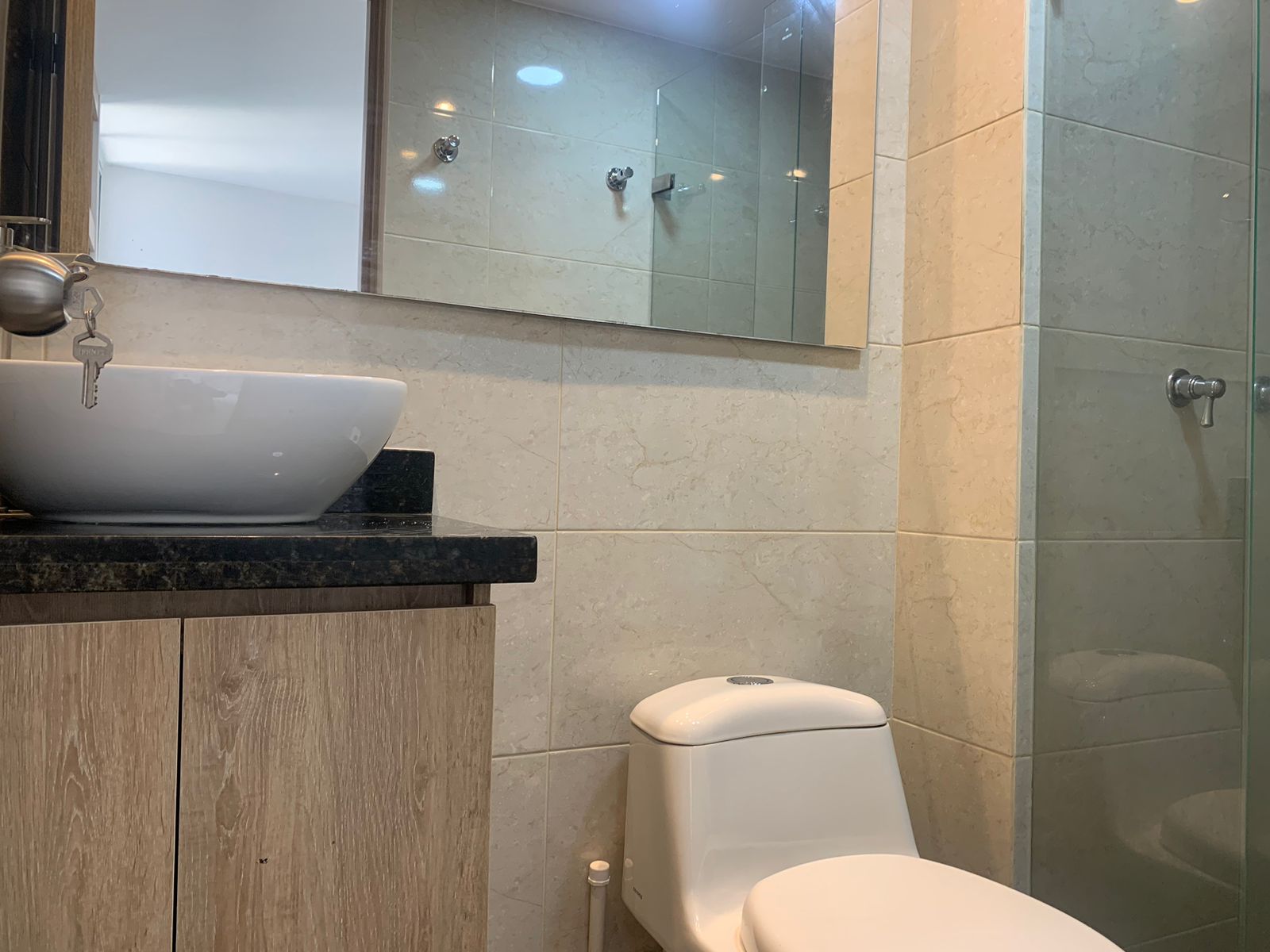 3 Habitaciones Habitaciones, ,2 BathroomsBathrooms,Apartamento,En Arriendo,1165