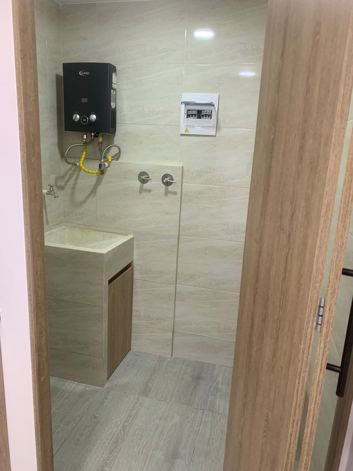 3 Habitaciones Habitaciones, ,2 BathroomsBathrooms,Apartamento,En Arriendo,1166