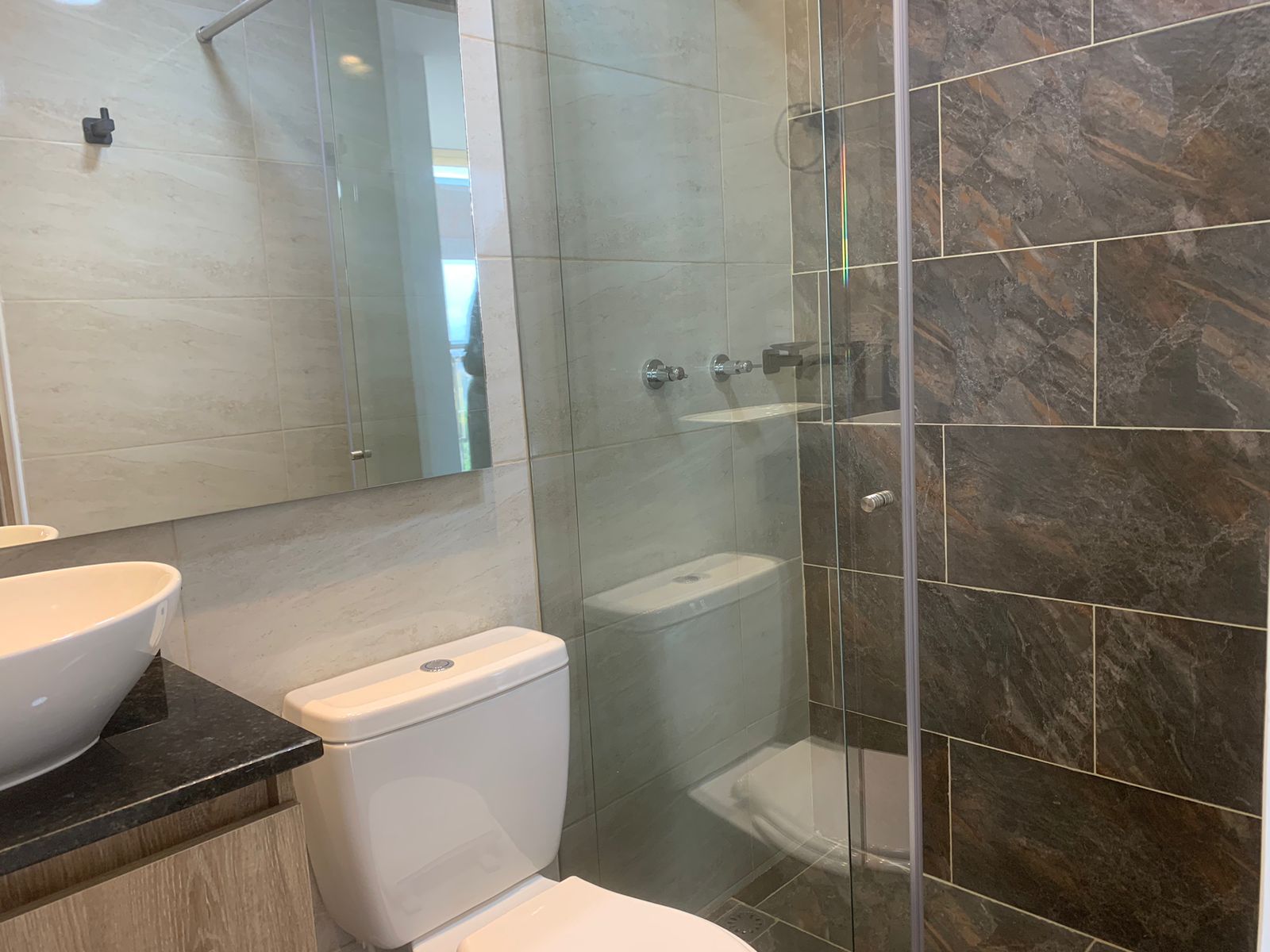 3 Habitaciones Habitaciones, ,2 BathroomsBathrooms,Apartamento,En Arriendo,1166