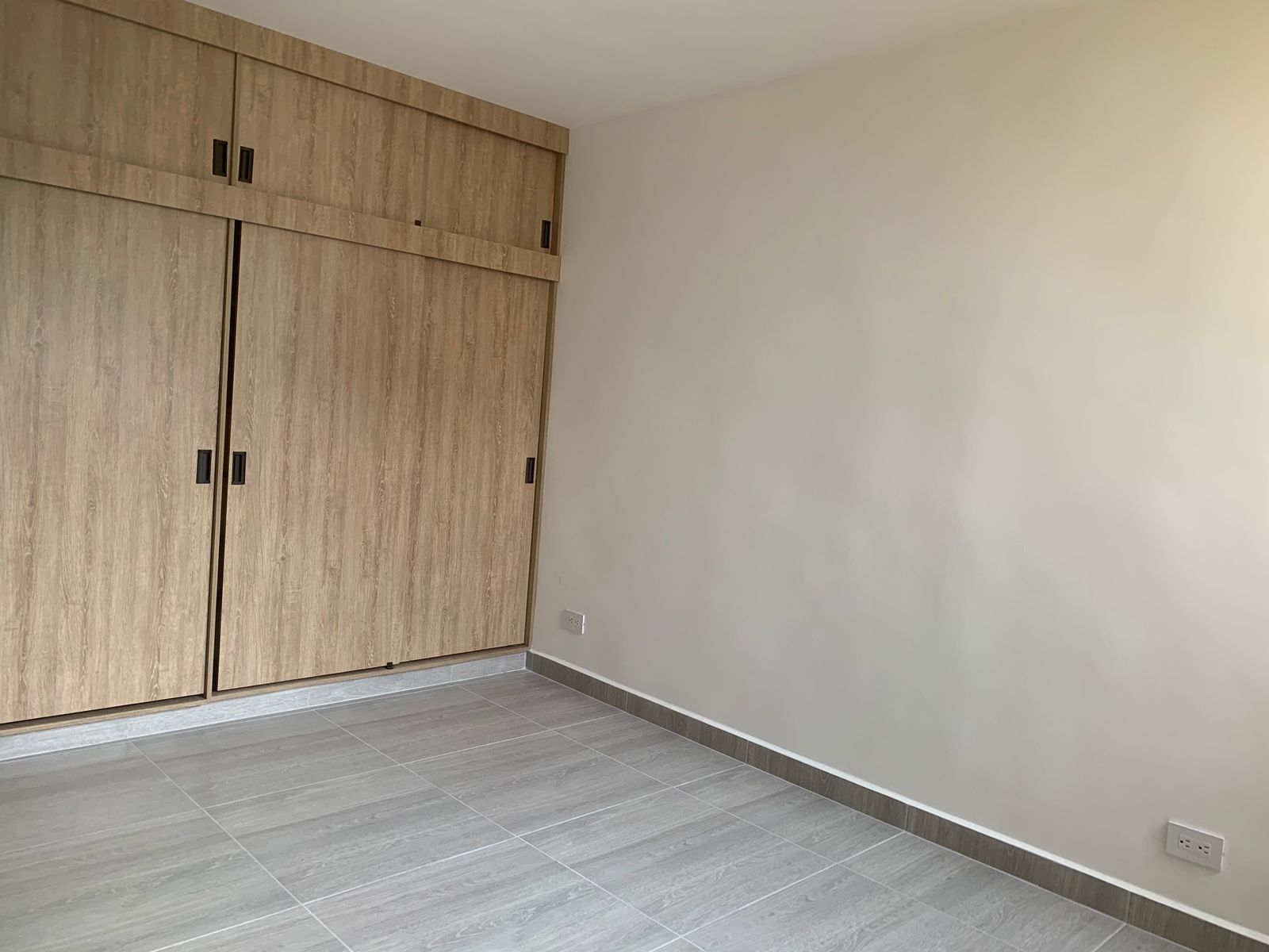3 Habitaciones Habitaciones, ,2 BathroomsBathrooms,Apartamento,En Arriendo,1166