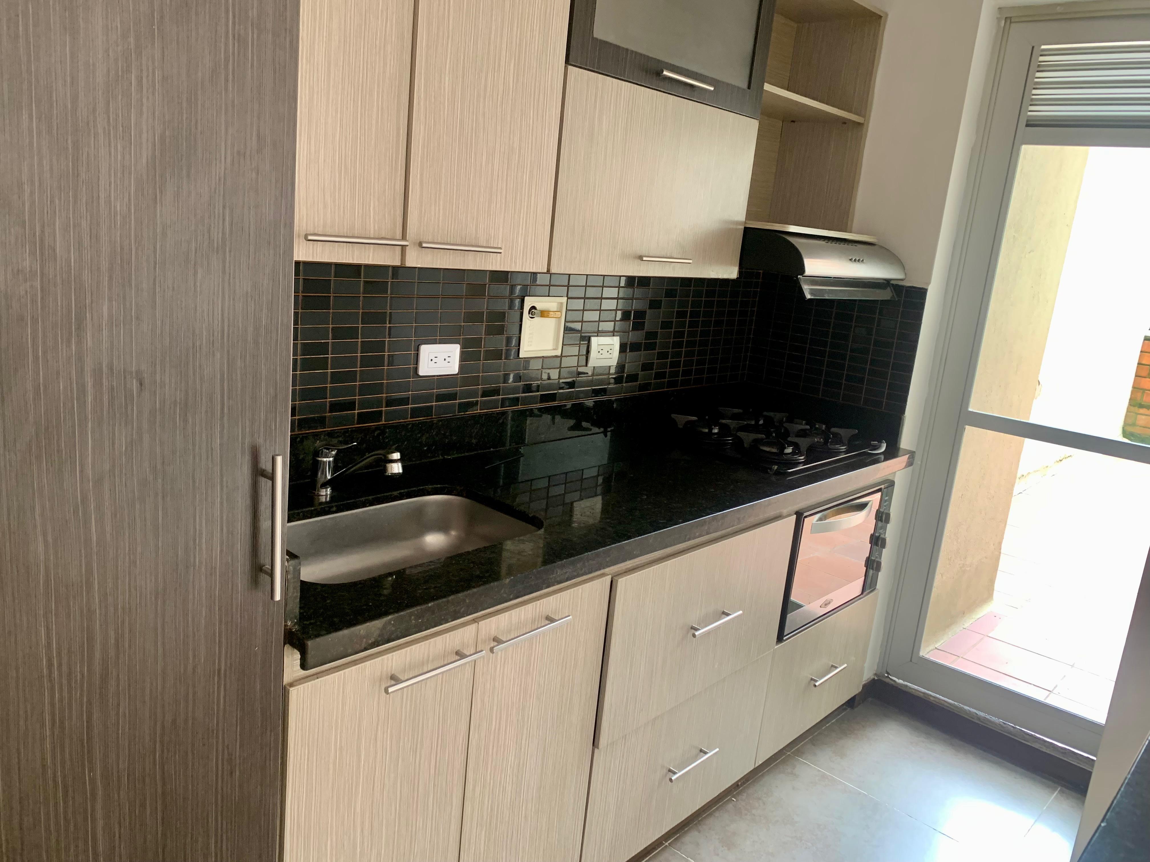 Cl. 75 Sur #34-280, La doctora, 3 Habitaciones Habitaciones, ,2 BathroomsBathrooms,Apartamento,En Arriendo,Torre lucia ,3,1174