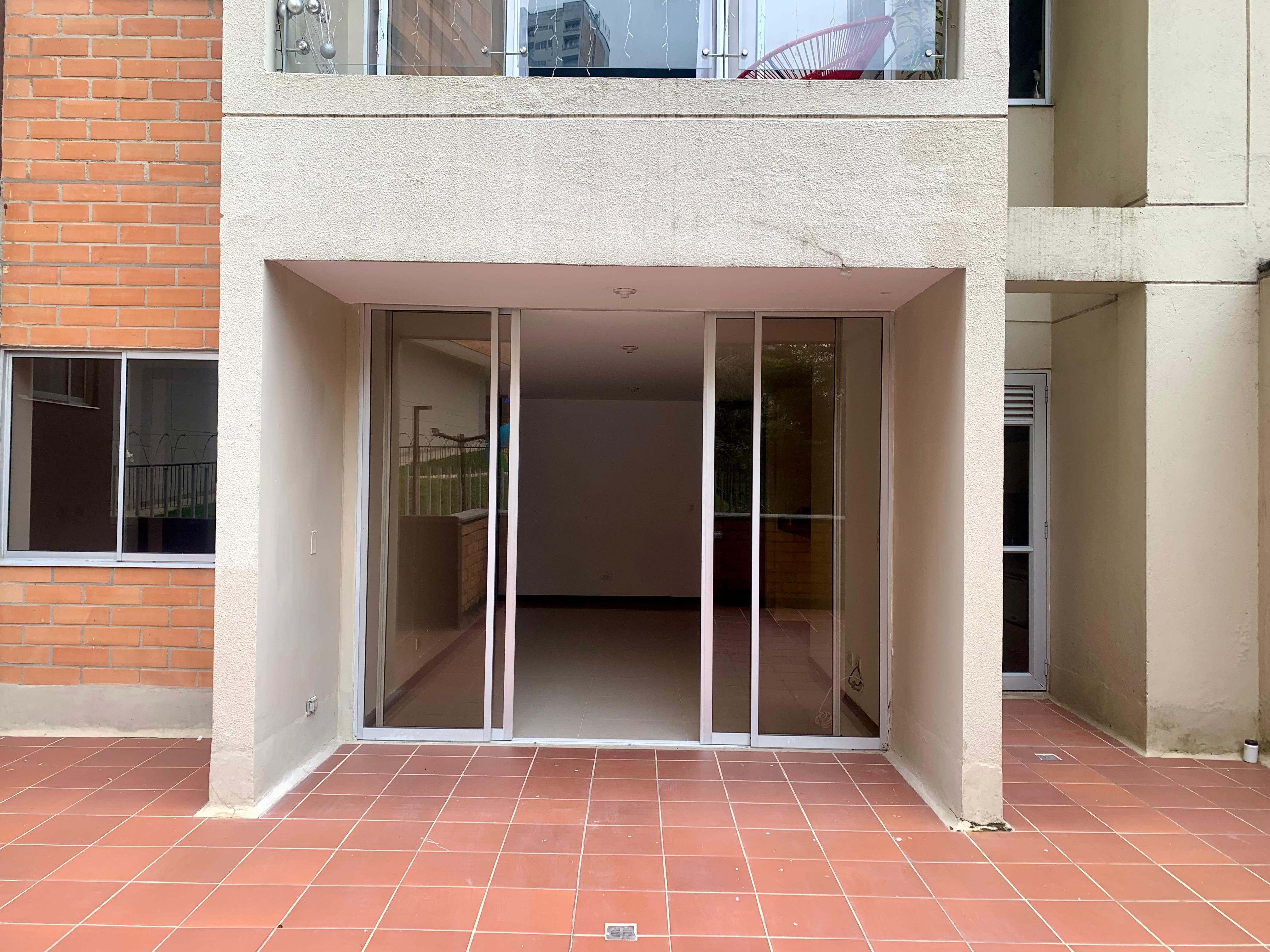 Cl. 75 Sur #34-280, La doctora, 3 Habitaciones Habitaciones, ,2 BathroomsBathrooms,Apartamento,En Arriendo,Torre lucia ,3,1174