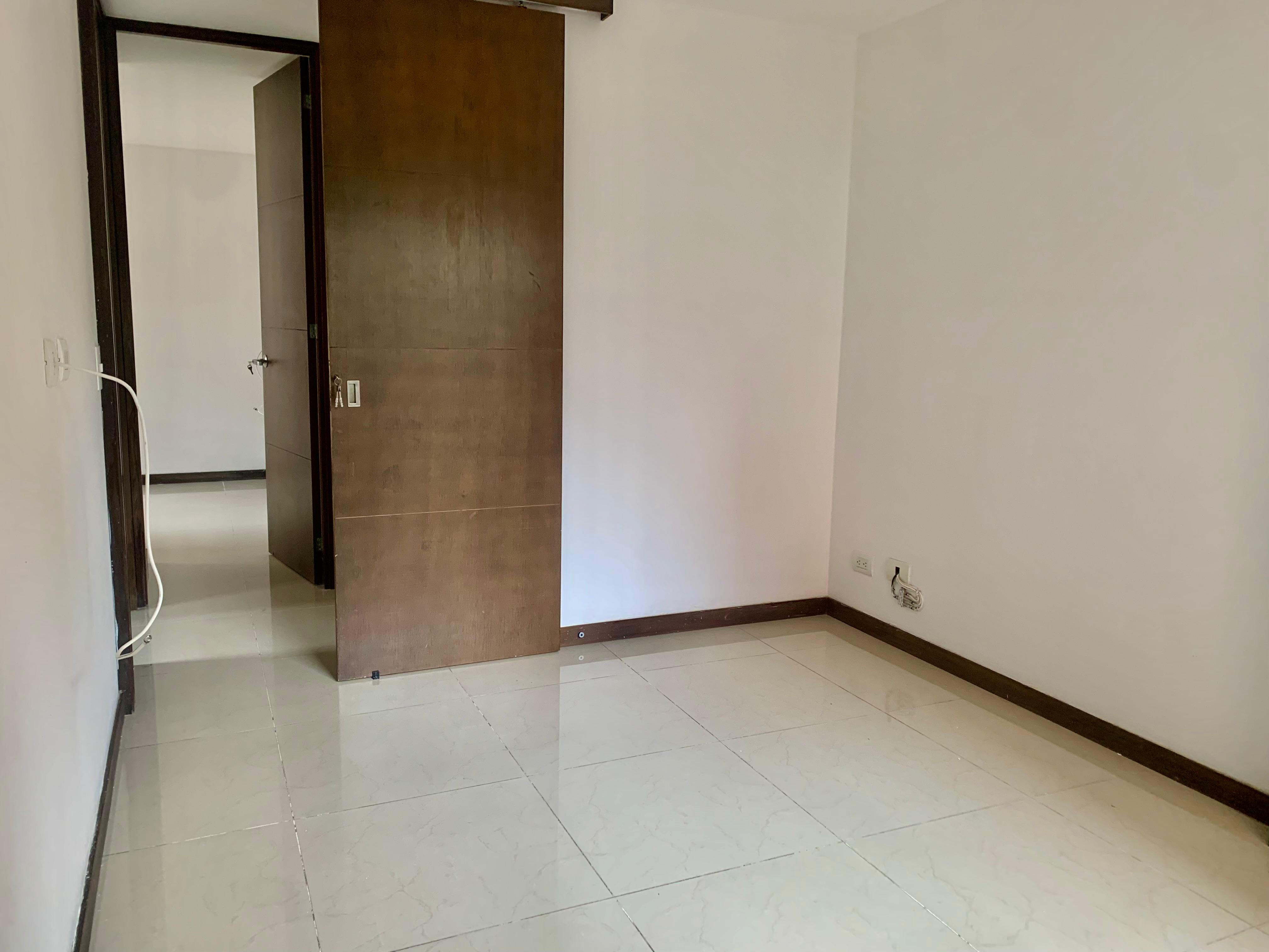 Cl. 75 Sur #34-280, La doctora, 3 Habitaciones Habitaciones, ,2 BathroomsBathrooms,Apartamento,En Arriendo,Torre lucia ,3,1174