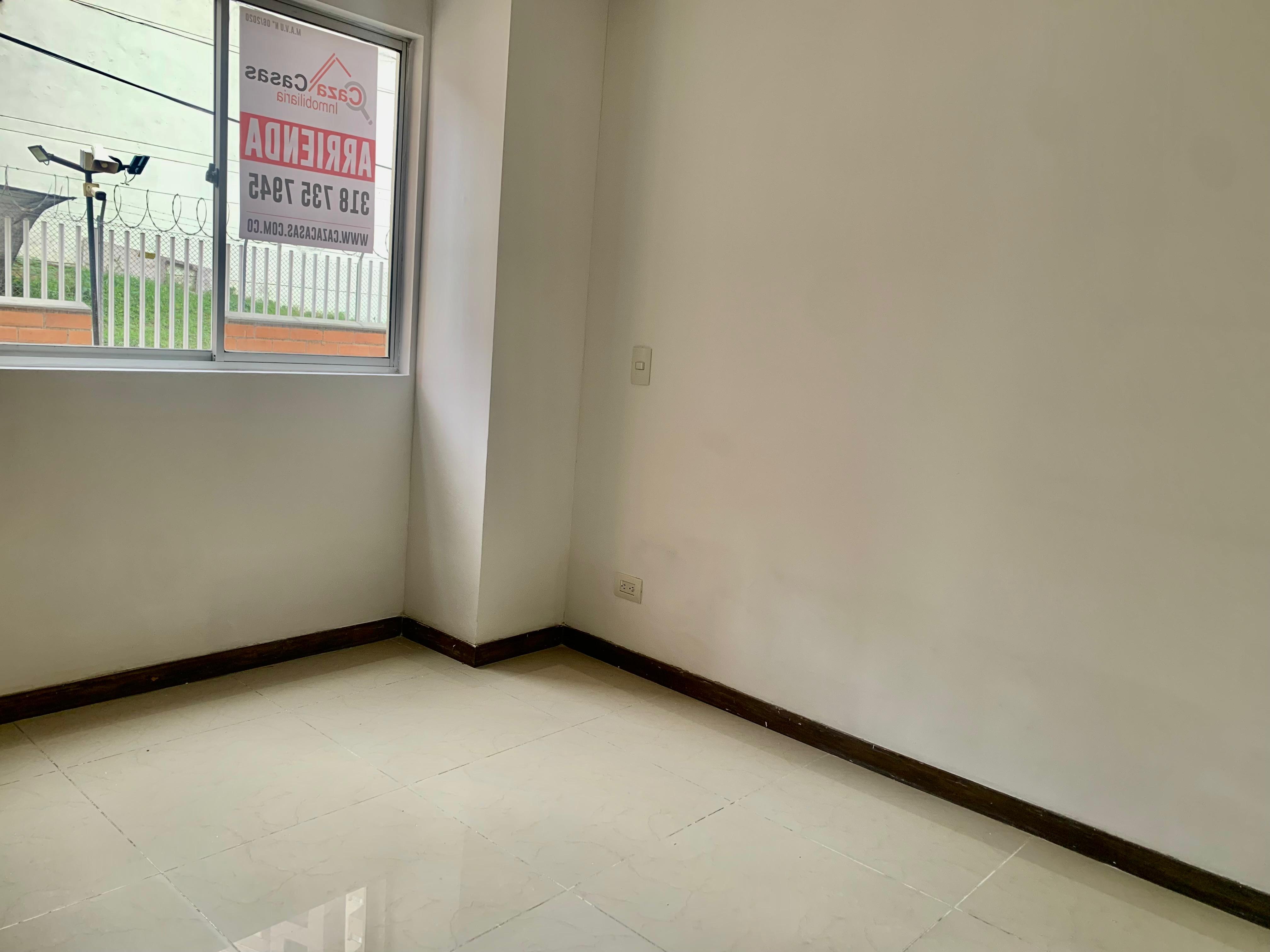 Cl. 75 Sur #34-280, La doctora, 3 Habitaciones Habitaciones, ,2 BathroomsBathrooms,Apartamento,En Arriendo,Torre lucia ,3,1174