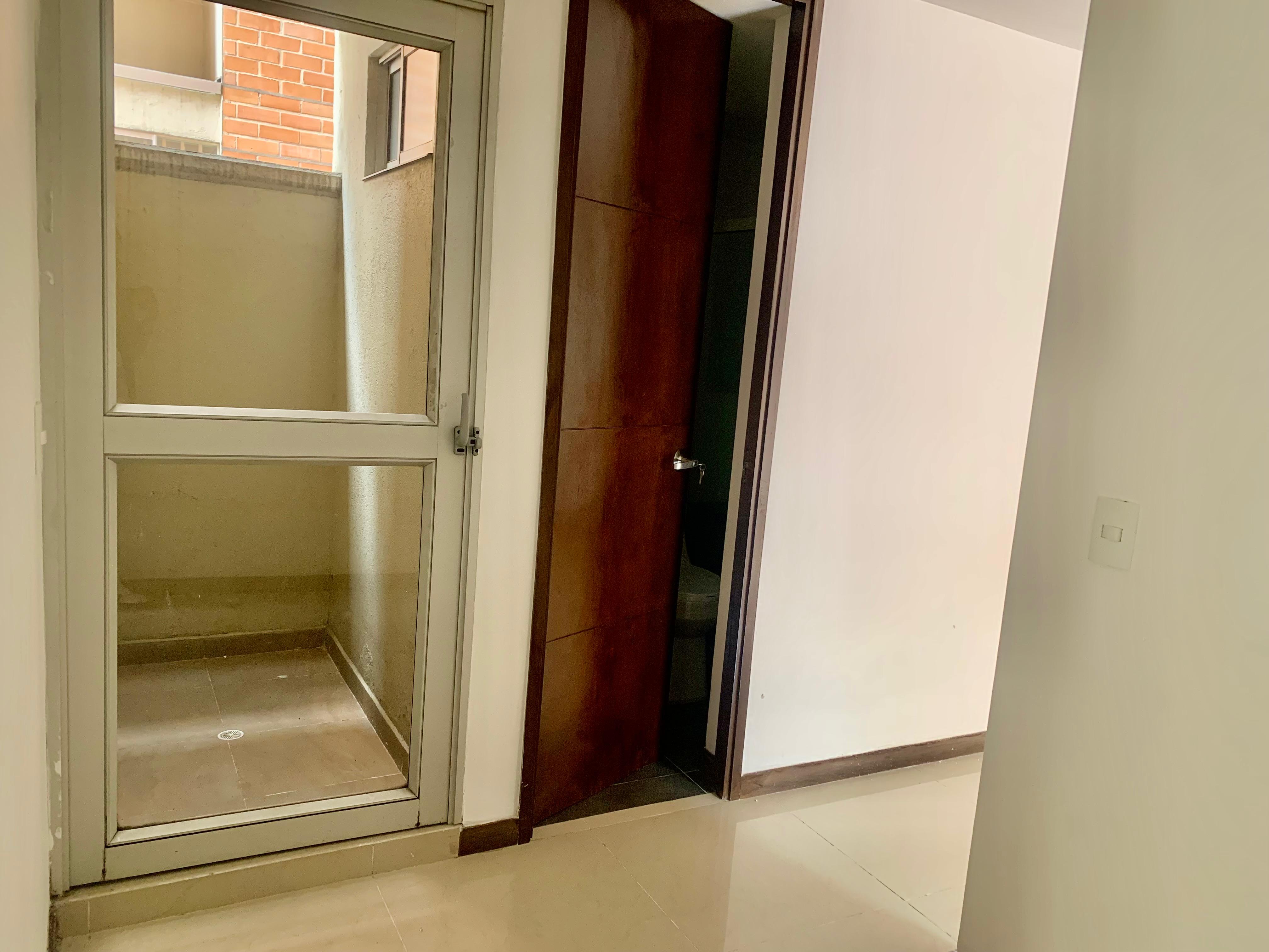 Cl. 75 Sur #34-280, La doctora, 3 Habitaciones Habitaciones, ,2 BathroomsBathrooms,Apartamento,En Arriendo,Torre lucia ,3,1174