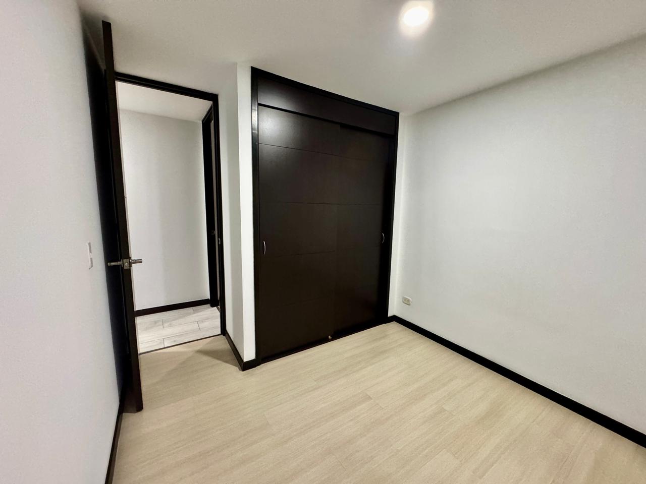 Cl. 46f Sur #37-171 Cl. 46f Sur #37-171, El trianon, 3 Habitaciones Habitaciones, ,2 BathroomsBathrooms,Apartamento,En Arriendo,La provincia Toscana Ventura ,Cl. 46f Sur #37-171,10,1175