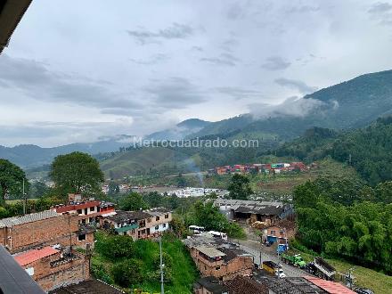 Primavera, 4 Habitaciones Habitaciones, ,3 BathroomsBathrooms,Apartamento,En Venta,La Gitana,3,1179