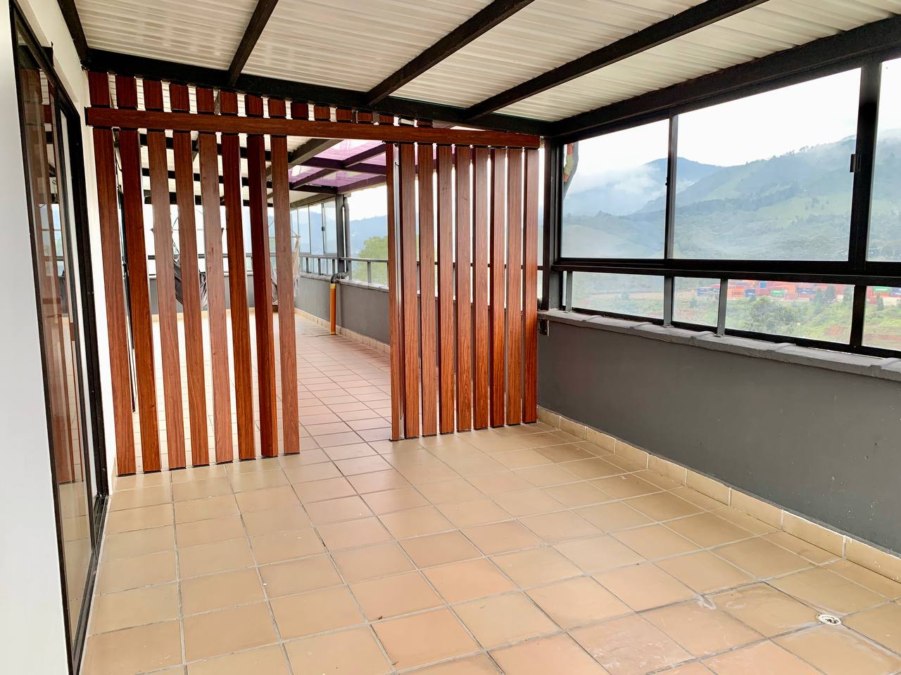 Primavera, 4 Habitaciones Habitaciones, ,3 BathroomsBathrooms,Apartamento,En Venta,La Gitana,3,1179