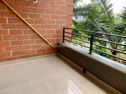 33, laureles, 1 Dormitorio Habitaciones, ,2 BathroomsBathrooms,Aparta Estudio,En Arriendo,33,4,1180