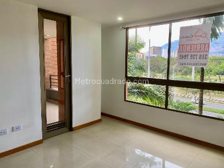 33, laureles, 1 Dormitorio Habitaciones, ,2 BathroomsBathrooms,Aparta Estudio,En Arriendo,33,4,1180