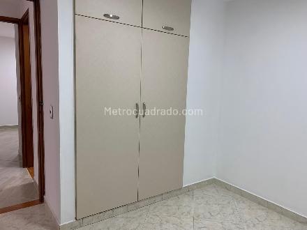 Calle 33 # 52-29, Obrero, 3 Habitaciones Habitaciones, ,1 BañoBathrooms,Apartamento,En Arriendo,3,1192