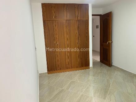 Calle 33 # 52-29, Obrero, 3 Habitaciones Habitaciones, ,1 BañoBathrooms,Apartamento,En Arriendo,3,1192