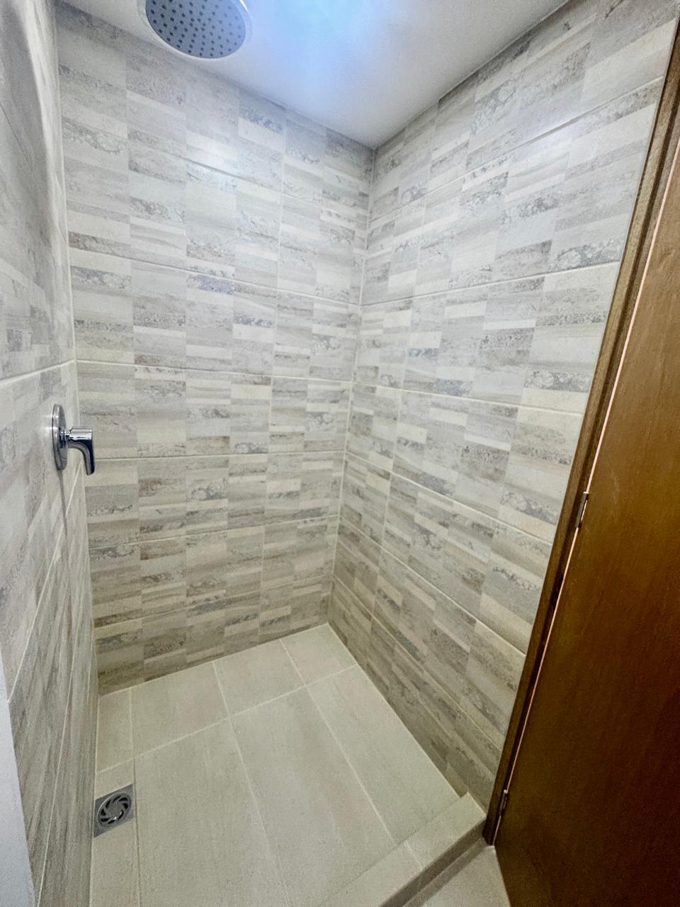 Cra. 98B, Calazans, 2 Habitaciones Habitaciones, ,2 BathroomsBathrooms,Apartamento,En Arriendo,EntreJardines,Cra. 98B,23,1204