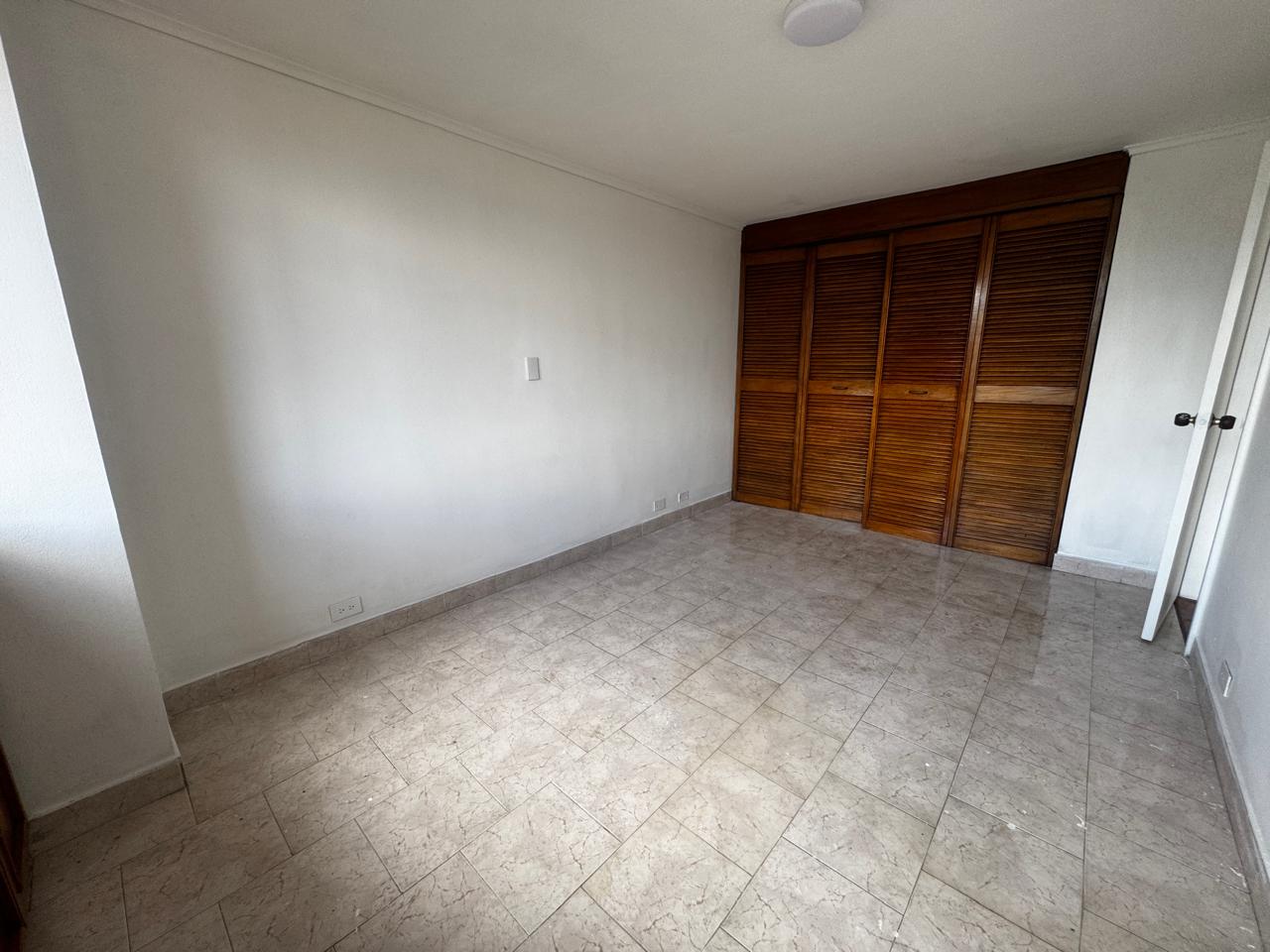 Calle 51 #72-25 Calle 51 #72-25, 051052, 1 Dormitorio Habitaciones, ,1 BañoBathrooms,Apartamento,En Arriendo,Bolerama , Calle 51 #72-25,5,1207