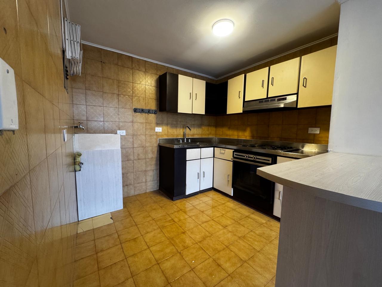 Calle 51 #72-25 Calle 51 #72-25, 051052, 1 Dormitorio Habitaciones, ,1 BañoBathrooms,Apartamento,En Arriendo,Bolerama , Calle 51 #72-25,5,1207