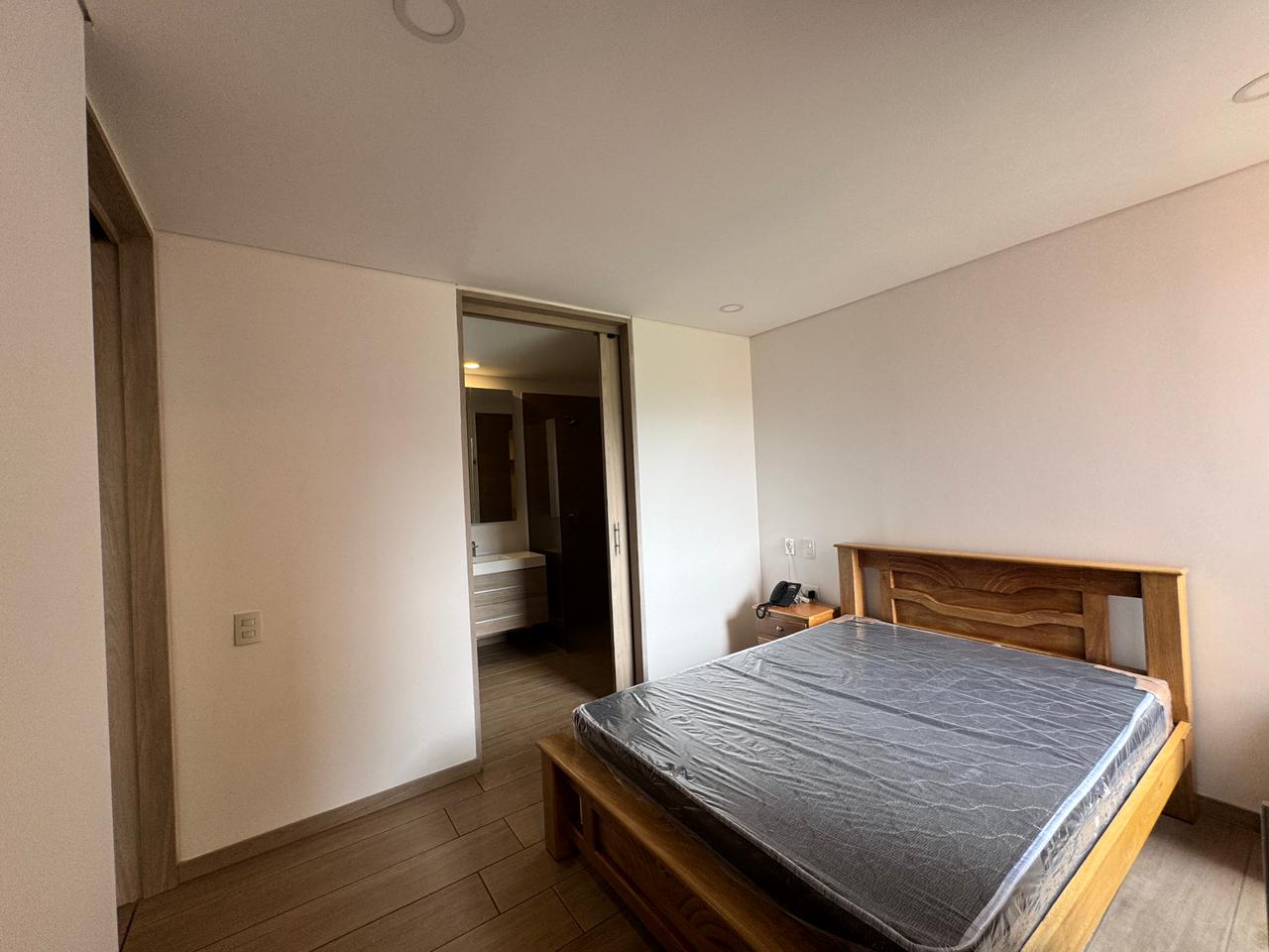 Cra. 24, Loma Del Escobero #36D sur 100 Cra. 24, Loma Del Escobero #36D sur 100, 1 Dormitorio Habitaciones, ,1 BañoBathrooms,Aparta Estudio,En Arriendo,El vergel,Cra. 24, Loma Del Escobero #36D sur 100,4,891716