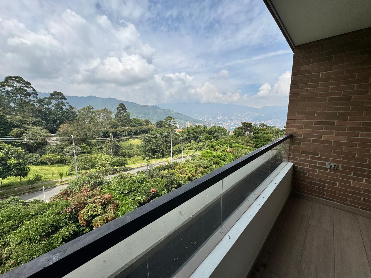 Cra. 24, Loma Del Escobero #36D sur 100 Cra. 24, Loma Del Escobero #36D sur 100, 1 Dormitorio Habitaciones, ,1 BañoBathrooms,Aparta Estudio,En Arriendo,El vergel,Cra. 24, Loma Del Escobero #36D sur 100,4,891716