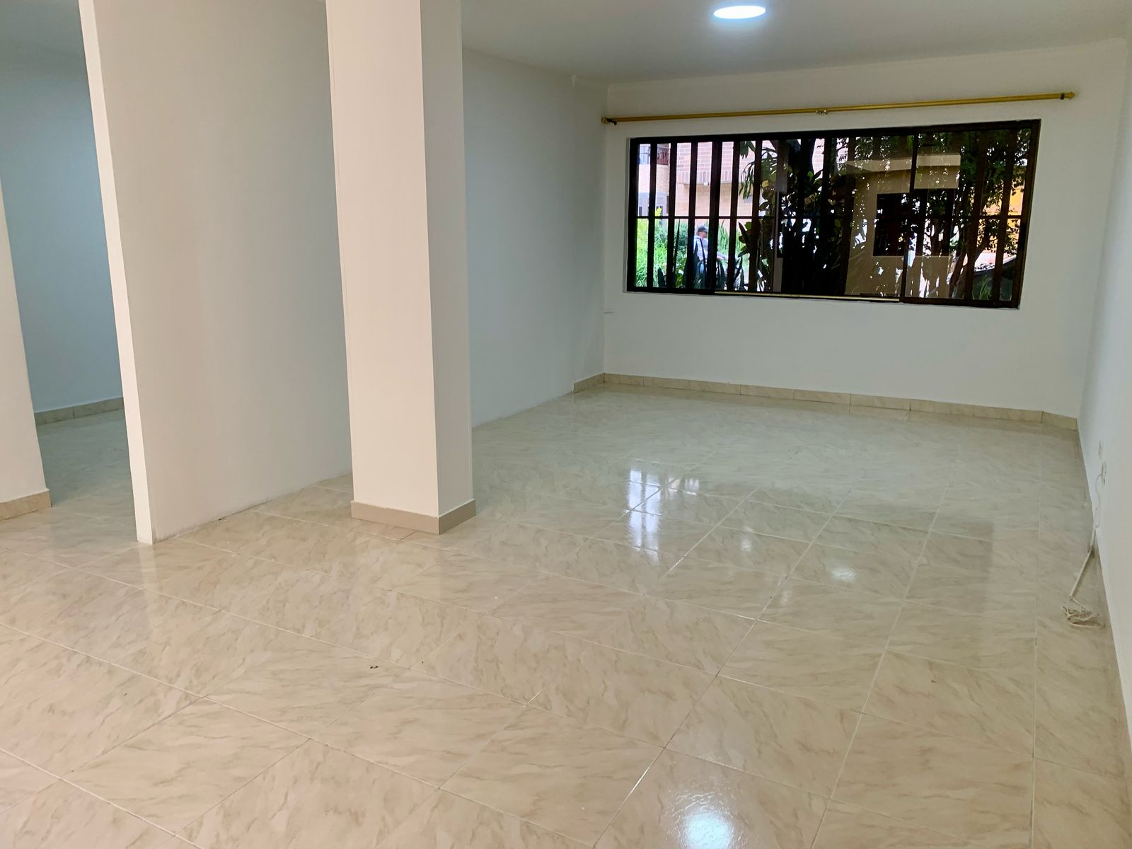 Carrera 83A No. 33B-68, La Castellana, 3 Habitaciones Habitaciones, ,3 BathroomsBathrooms,Casa,En Arriendo,1,1070