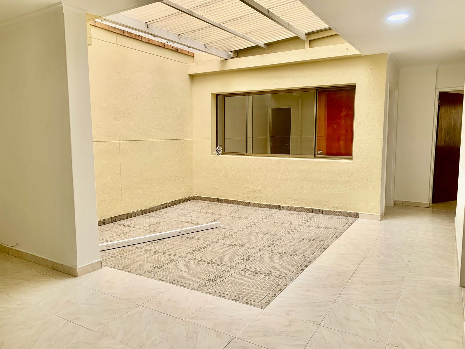 Carrera 83A No. 33B-68, La Castellana, 3 Habitaciones Habitaciones, ,3 BathroomsBathrooms,Casa,En Arriendo,1,1070